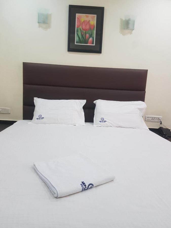Ample Yard Hotel Chennai Eksteriør billede